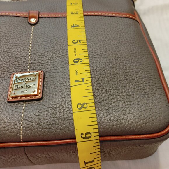 NWT Dooney and Bourke R310 Hobo bag - Picture 3 of 6